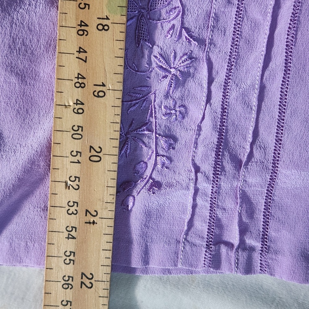 Vtg Peony Womens Silk Blouse Size 34 S Hand Embroidered Light Purple Button Up - Picture 9 of 9